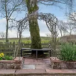 4 Bed In Wigton Oc-79563 * Calvo