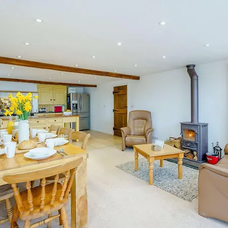 4 Bed In Silloth 79563 Feriehus