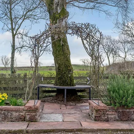 4 Bed In Wigton Oc-79563 * Calvo